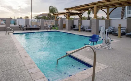 Hampton Inn & Suites Port Aransas (H)