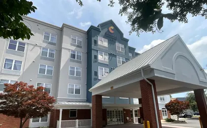 Comfort Inn & Suites Virginia Beach - Norfolk Airport