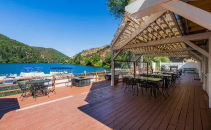 The Lodge at Blue Lakes