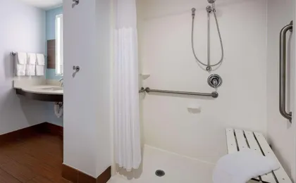 Hilton Garden Inn Roanoke (H)