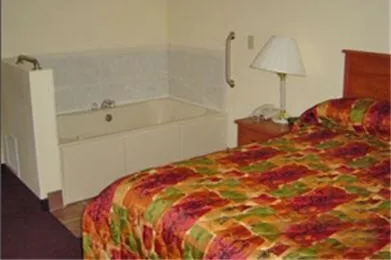 Hometown Inn & Suites