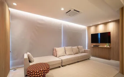 One Eleven Home And Work by Helbor