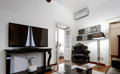 Banchi Apartment