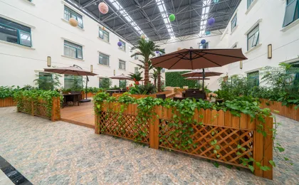 Jinjiang Inn Select Shanghai Jiading Malu Baoan Highway