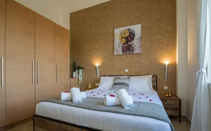 Artdeco Luxury Suites