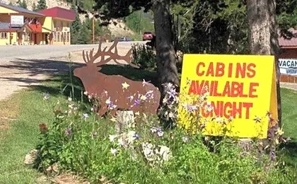 Lone Pine Cabins