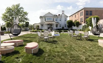 Pandora's Manor Bed & Breakfast