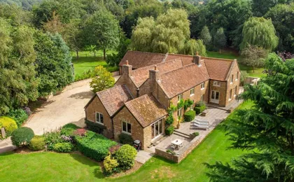 Stunning Country Farm House Between Bristol & Bath