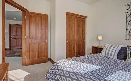 Highland Greens Lodge 305 3 Bedroom Condo by RedAwning