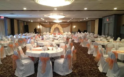 Red Carpet Inn & Suites