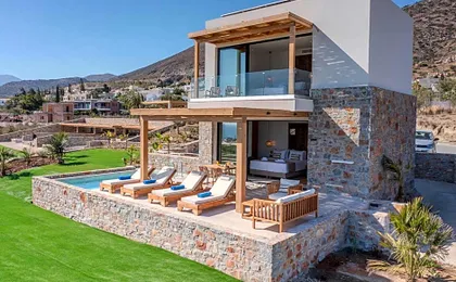 Deos Luxury Suites - Adults Only