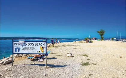 Beach Front Apartment in Crikvenica