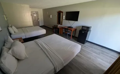 Crystal Inn