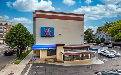 Motel 6-Washington, DC