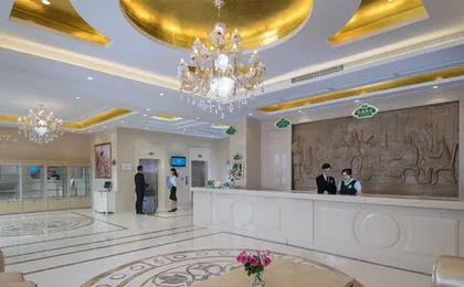 Huacheng Hotel (Shenzhen Pinghu Shuangyong Street Subway Station)