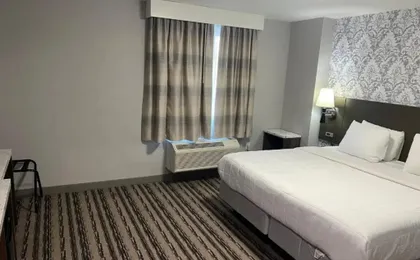 The Essence Hotel AT JFK