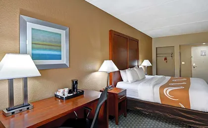 Quality Inn & Suites Heritage Park
