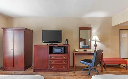 Best Western Plus Steeplegate Inn