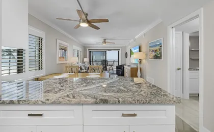 Seaside 101: Oceanview 2br/2ba Condo With Pool, Steps To Beach 2 Bedroom Condo
