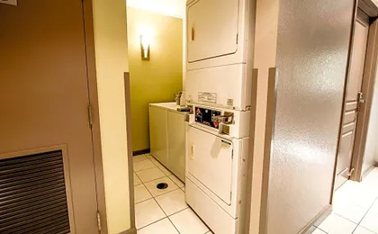 Days Inn & Suites by Wyndham Fort Myers Near JetBlue Park
