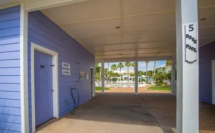 Casa Las Palmas - Pet Friendly! Boardwalk to the Beach!