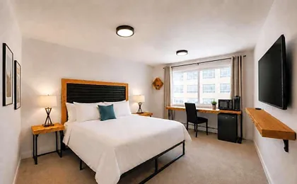 Highliner Suites Hotel