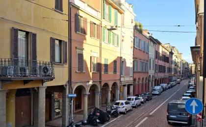 Cinisca Suite Rose in Bologna