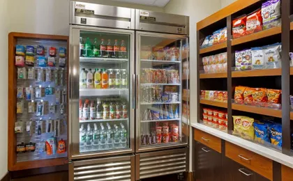 La Quinta Inn & Suites by Wyndham Springfield Ma