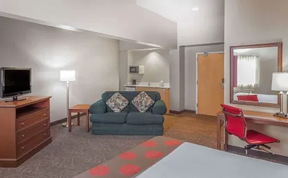 Ramada Hotel & Conference Center by Wyndham Hammond