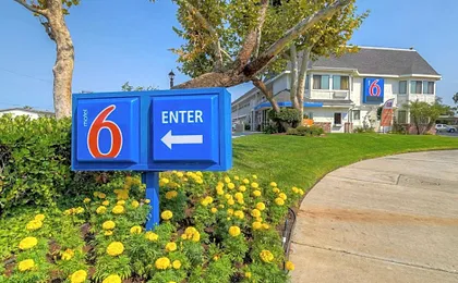 Motel 6-El Cajon, CA - San Diego