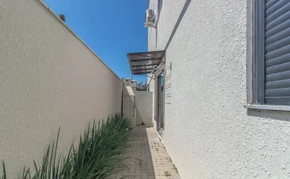 Apartments Just 650 Meters From Praia dos Ingleses Beach - Nius
