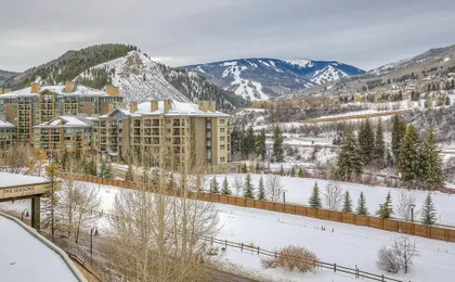 Condo - Walk to Gondola, Sleeps 7