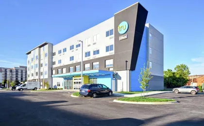 Tru by Hilton Louisville Airport
