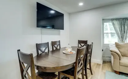 Pet-friendly Cocoa Beach Home: Walk to Beach!