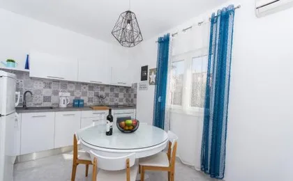 Apartment Mika1