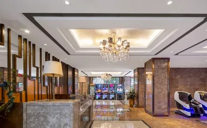 Qingtong City Hotel (Chengdu Kuanzhai Alley Huapaifang Subway Station Branch)