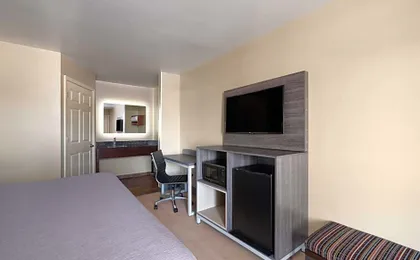 Baymont by Wyndham Commerce GA Near Tanger Outlets Mall