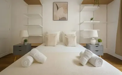 Spacieux appartement a Montmartre