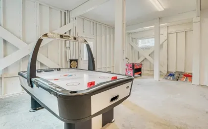 Carolina Beach Luxury Retreat: Intracoastal Views