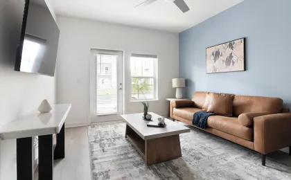 Landing Apartments near JAX