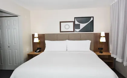 Staybridge Suites Detroit - Novi