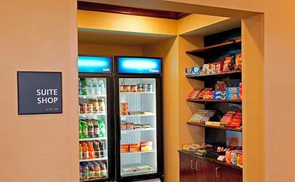 Hampton Inn & Suites Indianapolis-Airport