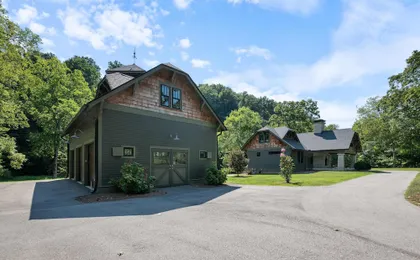Leipers Retreat Secluded 3 BDR Craftsman Home