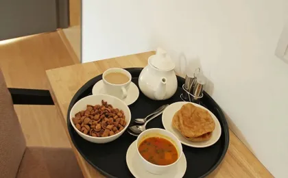 OYO 10347 Hotel Deepak