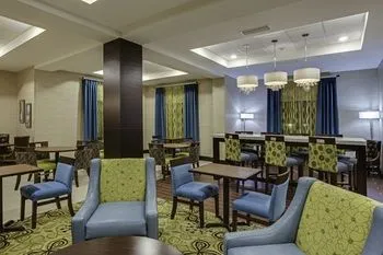 Holiday Inn Express & Suites Orlando East - UCF Area