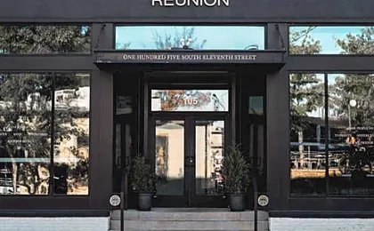 Reunion Hotel