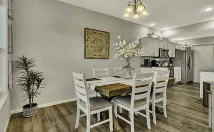 Sunset Bunker 3 Bedroom Condo by RedAwning