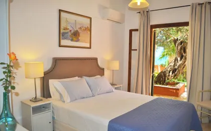 Holiday House Angelos on Agios Gordios Beach
