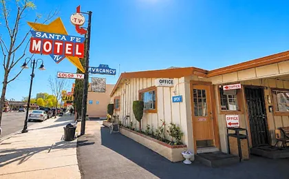 Santa Fe Motel Tehachapi by Hotel O