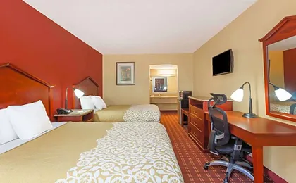 Days Inn by Wyndham Columbia